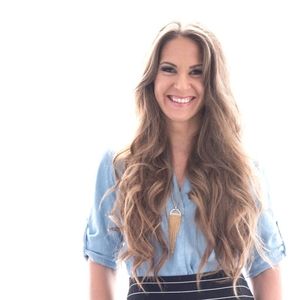 Meet your Posher, Adrienne